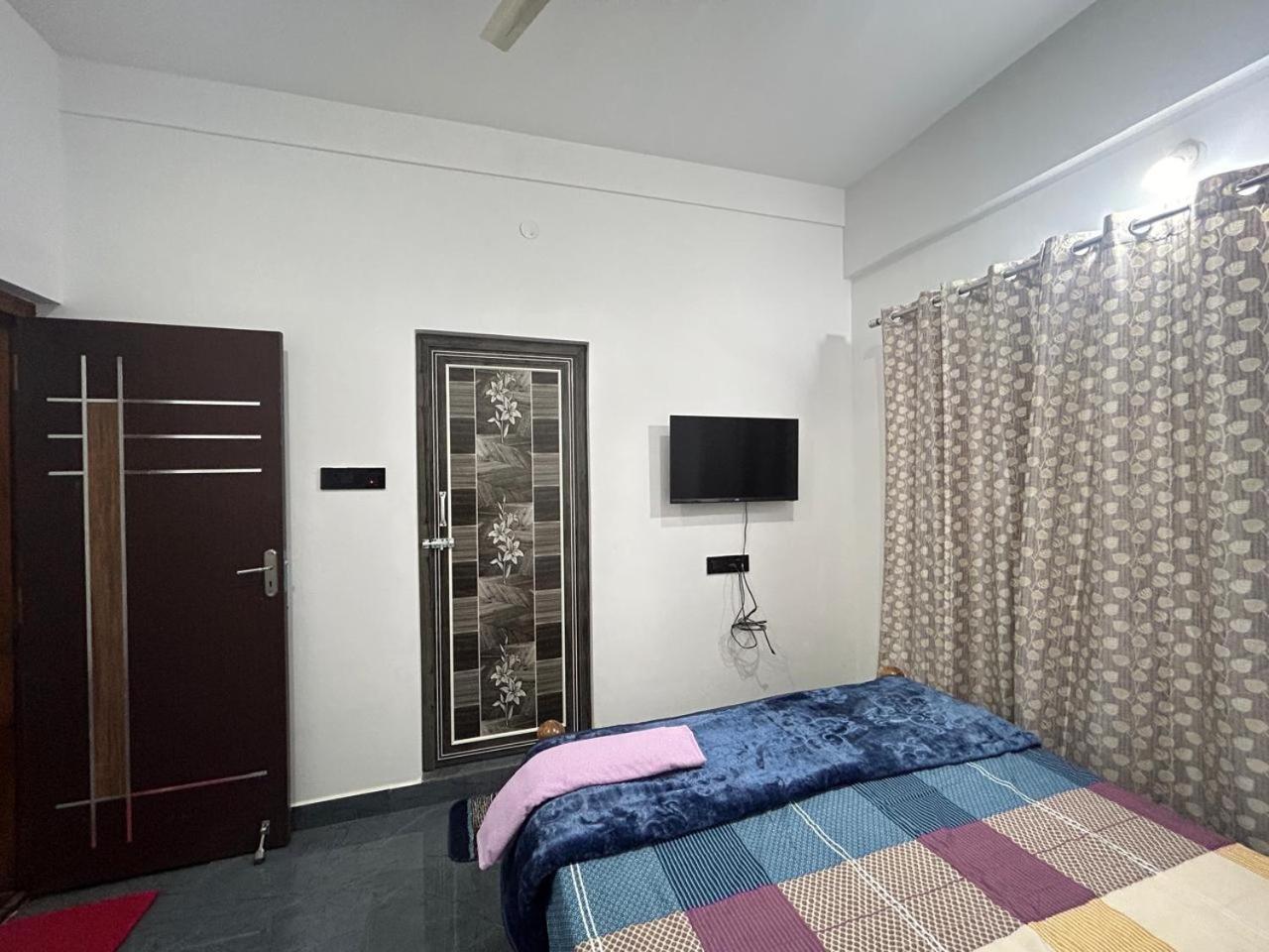 Travel Inn Mysore Vanivilasa Puram Exterior photo